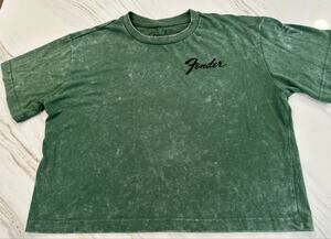 Fender Rock N Roll Guitars Cropped T Shirt M Green Acid Wash 46 Graphic Tee EUC